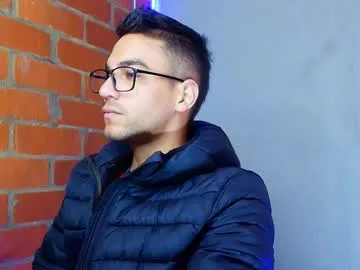 ELENA-XXX free chat on liveonude Image 4