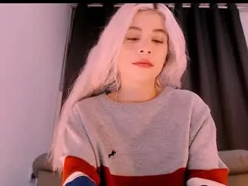 xunybany free chat on liveonude Image 10