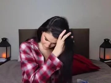 DiamondJo free chat on liveonude Image 14