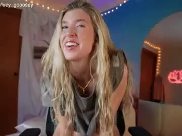 almondonwheels free chat on liveonude Image 5