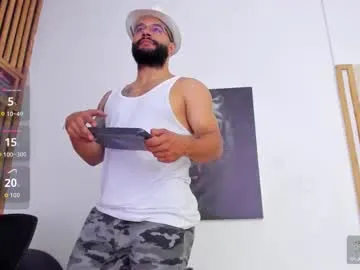 shy_boy17 free chat on liveonude Image 10