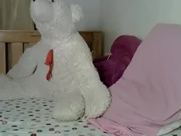 DiamondJo free chat on liveonude Image 13