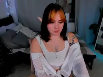 DiamondJo free chat on liveonude Image 17