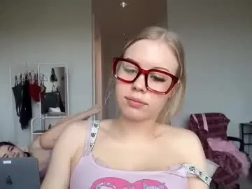 lila_elliot free chat on liveonude Image 17