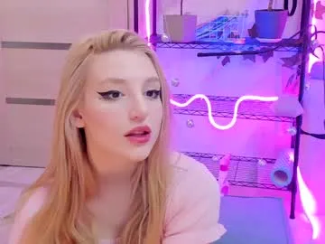 lunatale free chat on liveonude