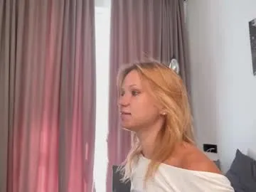 lxsundolyxl_ free chat on liveonude