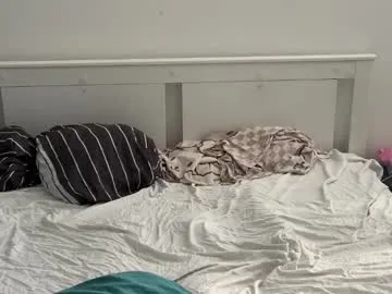 xunybany free chat on liveonude Image 14