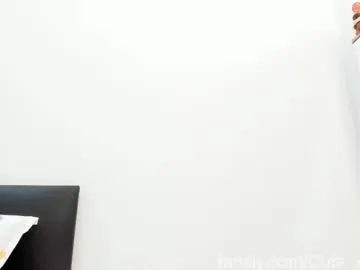 xunybany free chat on liveonude Image 2