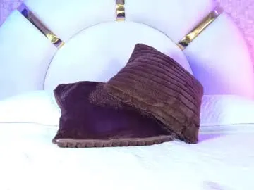 Wild-Angel777 free chat on liveonude Image 18