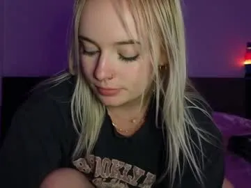 DiamondJo free chat on liveonude Image 11