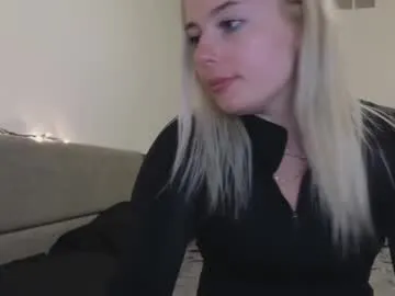 DiamondJo free chat on liveonude Image 3