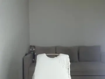 DiamondJo free chat on liveonude Image 9