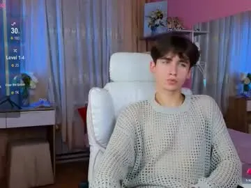 ELENA-XXX free chat on liveonude Image 3