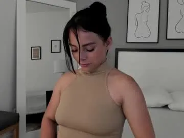 isabelle_sara free chat on liveonude Image 7