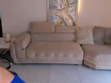 wini_fer free chat on liveonude Image 2