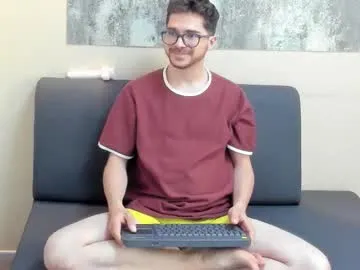 Wild-Angel777 free chat on liveonude Image 11