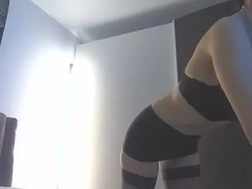 iamLila free chat on liveonude Image 2