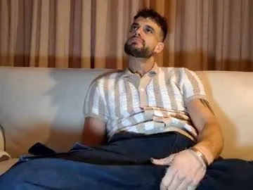 xunybany free chat on liveonude Image 8