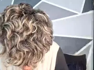 xunybany free chat on liveonude Image 11