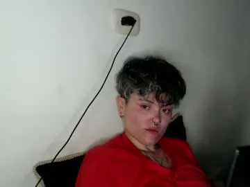 xunybany free chat on liveonude Image 2