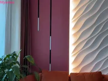 ELENA-XXX free chat on liveonude Image 15