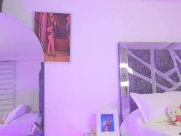 escar_let free chat on liveonude Image 18