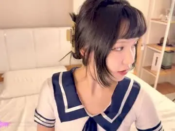 xunybany free chat on liveonude Image 3