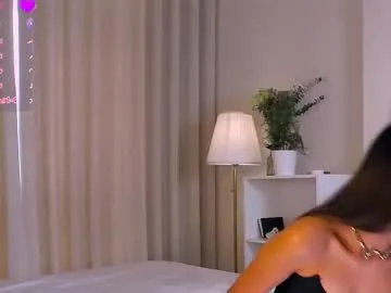 lory34 free chat on liveonude Image 11