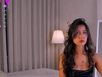 lory34 free chat on liveonude Image 15