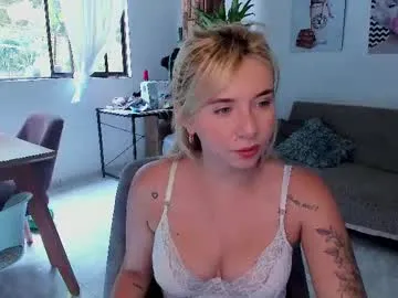 ELENA-XXX free chat on liveonude Image 13