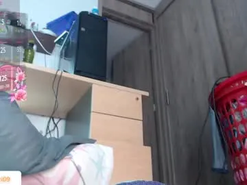 isabelle_sara free chat on liveonude Image 6