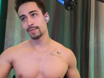 BELBIG free chat on liveonude Image 6