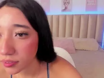 mia_corner free chat on liveonude