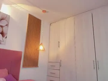 DiamondJo free chat on liveonude Image 14