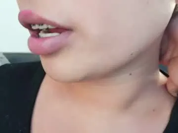 _missperfection_ free chat on liveonude Image 18