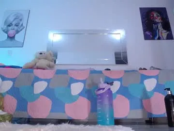 mia_starss free chat on liveonude