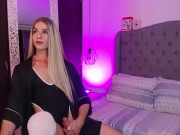 xunybany free chat on liveonude Image 13