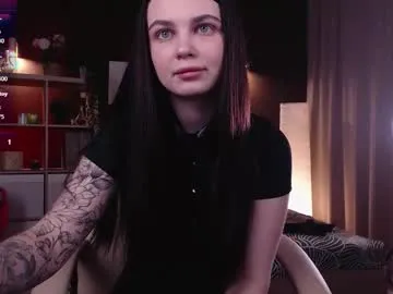 karolwhite_ free chat on liveonude Image 12