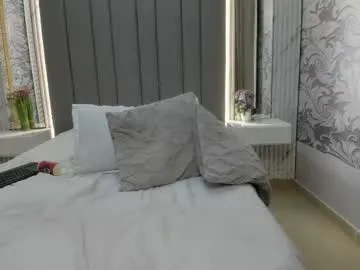 ivonne_pier_x free chat on liveonude Image 10