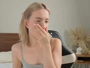 agatha__milf free chat on liveonude Image 13