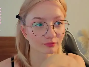 agatha__milf free chat on liveonude Image 7