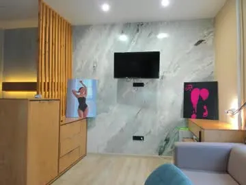 maddymendozaxx free chat on liveonude Image 17