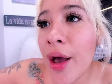 miss_danika free chat on liveonude