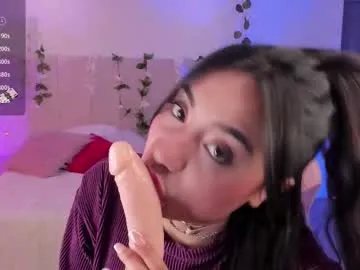 Wild-Angel777 free chat on liveonude Image 11