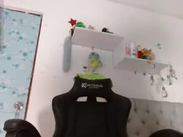 DiamondJo free chat on liveonude Image 11