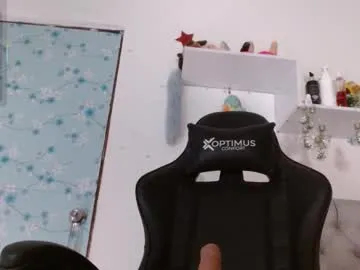 DiamondJo free chat on liveonude Image 18