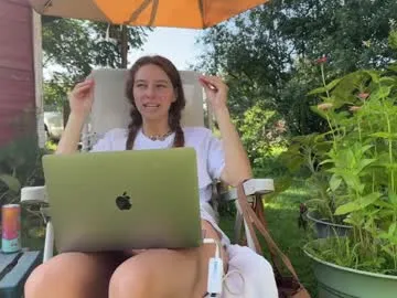 milabunny_ free chat on liveonude Image 3