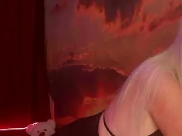 DiamondJo free chat on liveonude Image 14