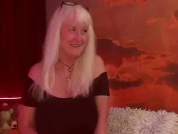 DiamondJo free chat on liveonude Image 4