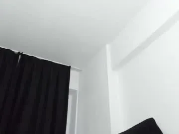 DiamondJo free chat on liveonude Image 10